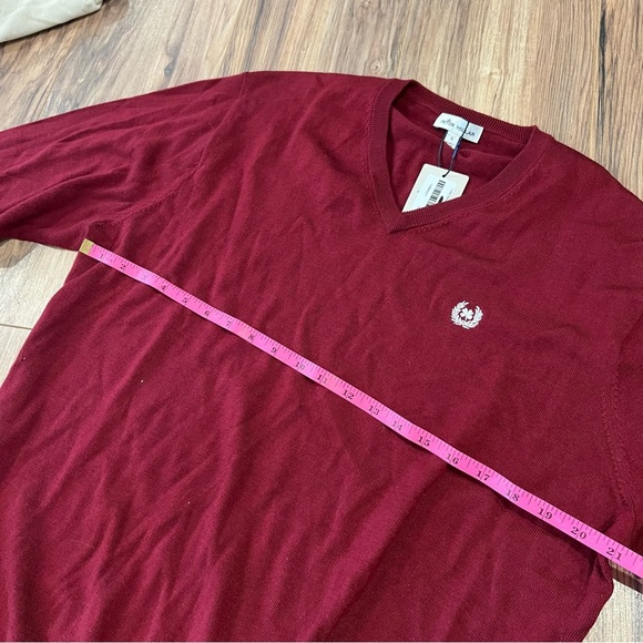 NWT Peter Millar Merino Wool V Neck Sweater Red - Picture 4 of 6